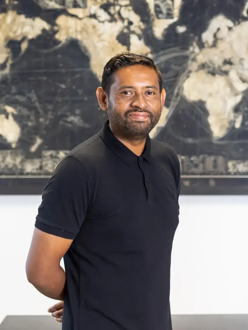 Eric Rafitahiana, consultant senior appels d'offres chez AOP Pribil